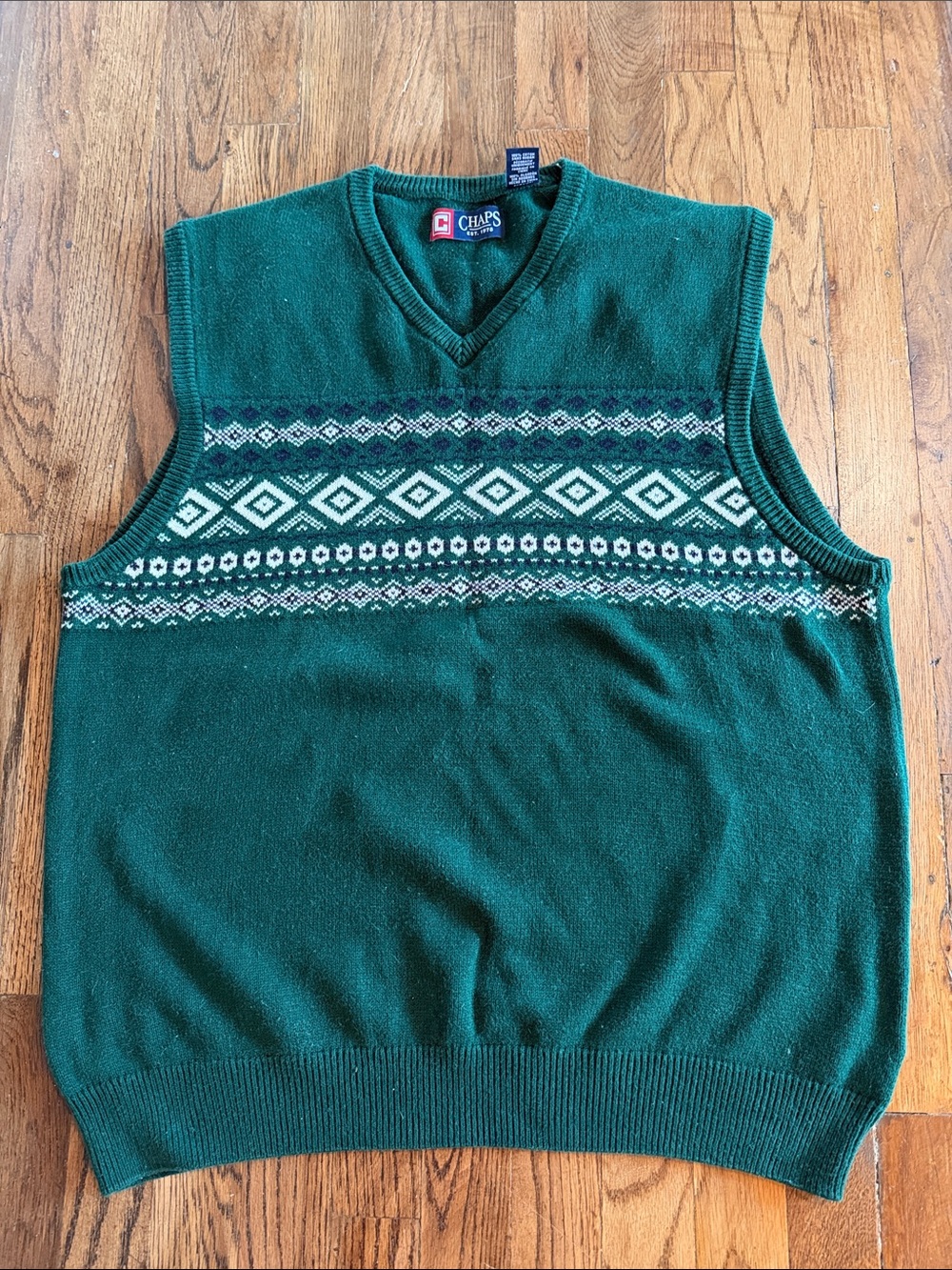 Chaps by Ralph Laure. Green V-Neck Fair Isle Sweater Vest Mens Large